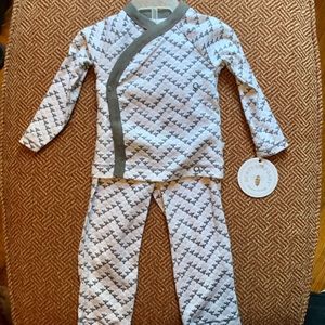 Burts Bees baby’s clothes set